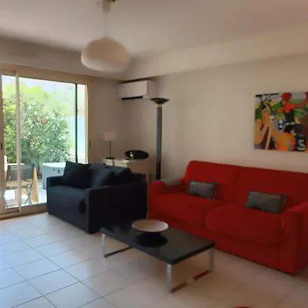 Apartment Salammbo *